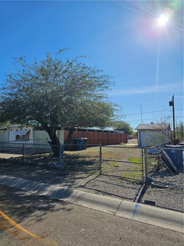 962 Surf Spray Drive, Bullhead City, AZ 86442