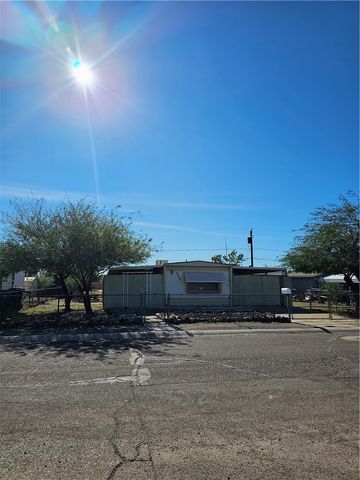 962 Surf Spray Drive, Bullhead City, AZ 86442