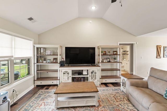 205 Windward Way, Richmond, KY 40475