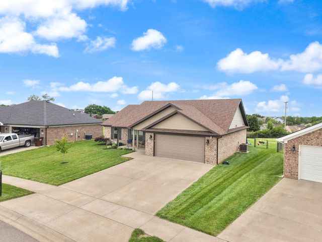 205 Windward Way, Richmond, KY 40475