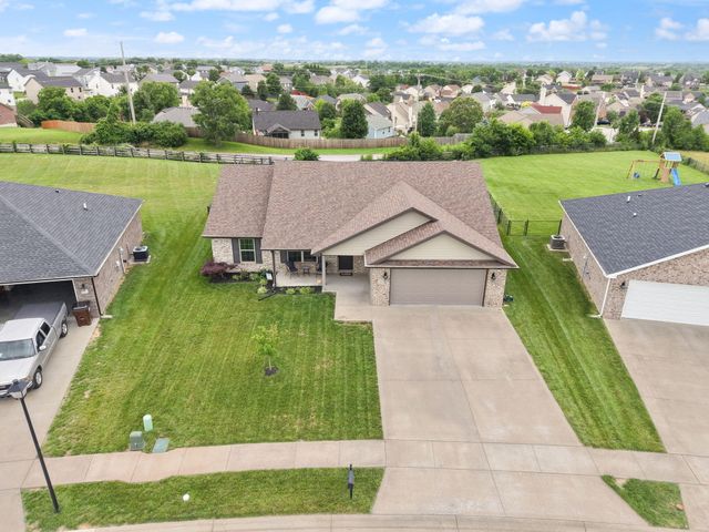 205 Windward Way, Richmond, KY 40475