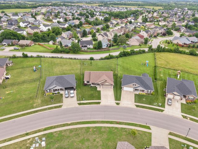 205 Windward Way, Richmond, KY 40475