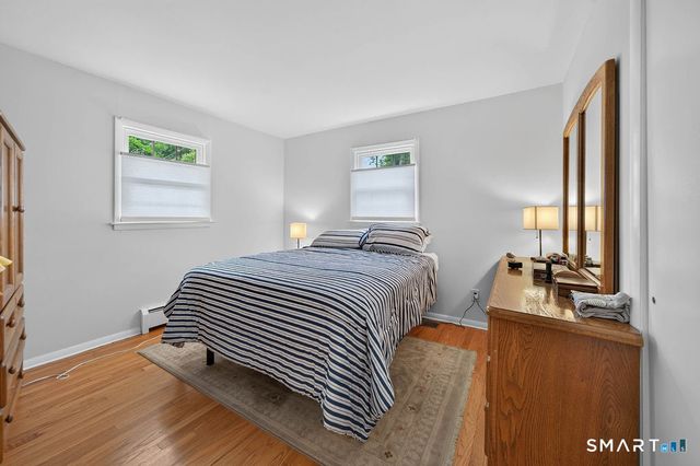 11 Jeffrey Lane, Branford, CT 06405