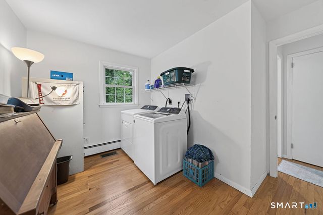 11 Jeffrey Lane, Branford, CT 06405
