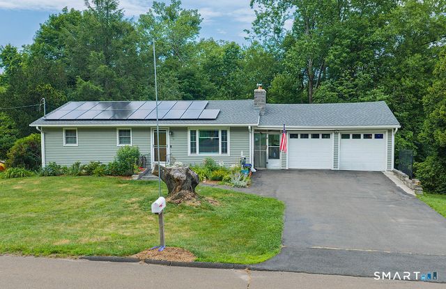 11 Jeffrey Lane, Branford, CT 06405