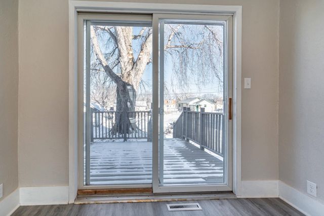 231 E Snelling Avenue, Appleton, MN 56208