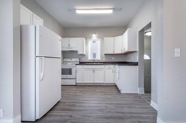 231 E Snelling Avenue, Appleton, MN 56208