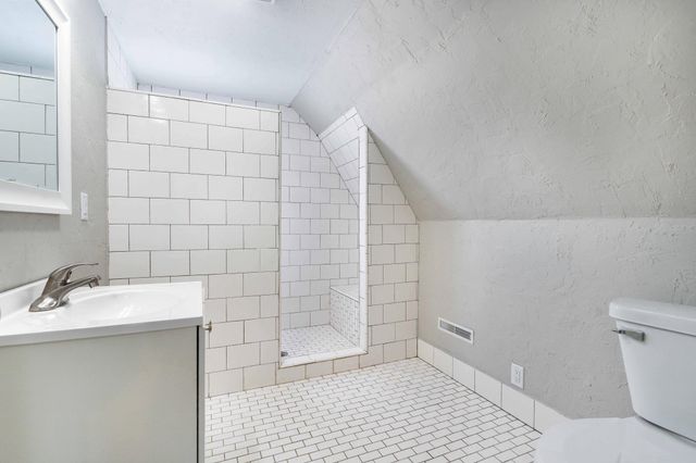 231 E Snelling Avenue, Appleton, MN 56208