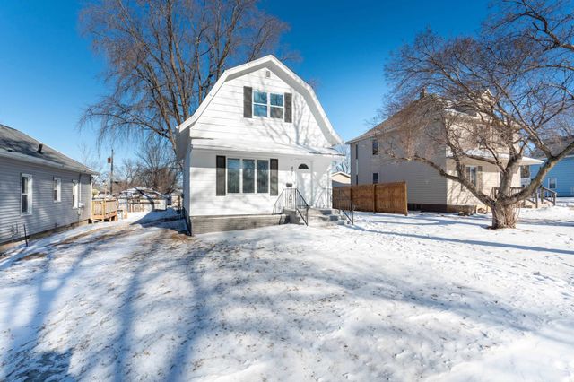231 E Snelling Avenue, Appleton, MN 56208