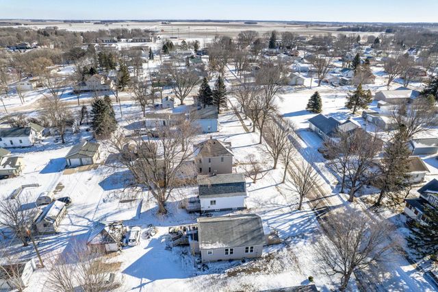 231 E Snelling Avenue, Appleton, MN 56208