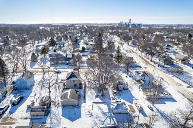 231 E Snelling Avenue, Appleton, MN 56208