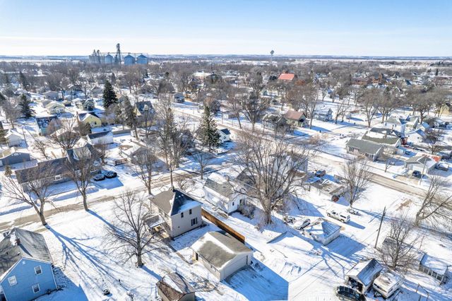 231 E Snelling Avenue, Appleton, MN 56208