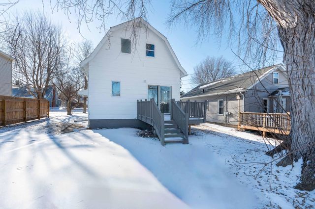 231 E Snelling Avenue, Appleton, MN 56208