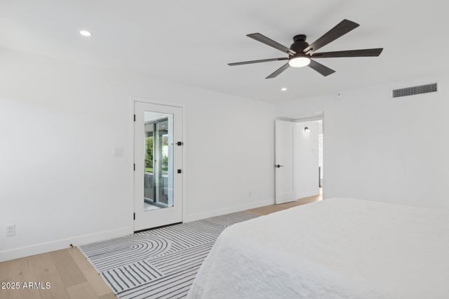 342 E ORANGEWOOD Avenue, Phoenix, AZ 85020