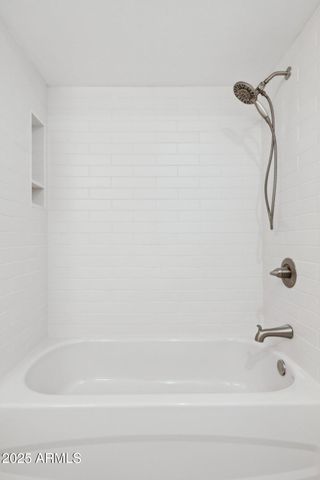 342 E ORANGEWOOD Avenue, Phoenix, AZ 85020