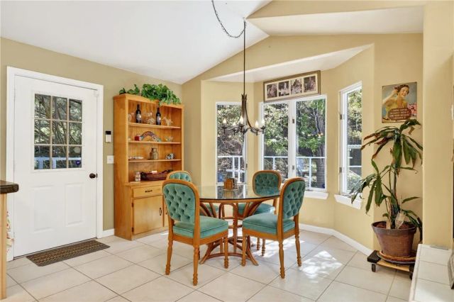 743 Berne, Crestline, CA 92325