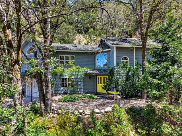 743 Berne, Crestline, CA 92325