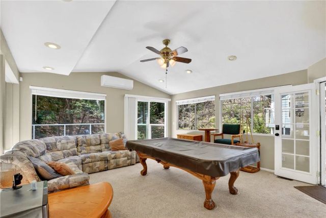 743 Berne, Crestline, CA 92325