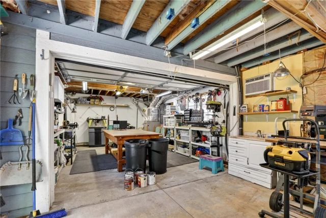 743 Berne, Crestline, CA 92325