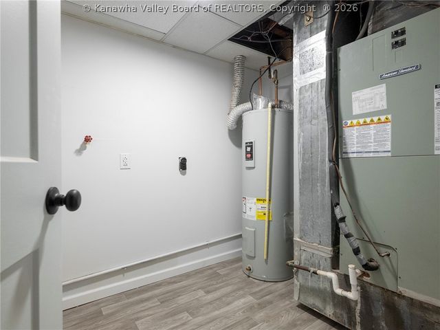 5302 Linda Vista Road, Cross Lanes, WV 25313