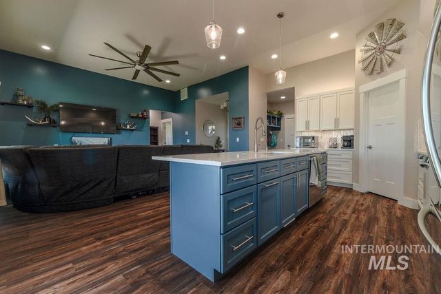 1515 Leslie Dr, Jerome, ID 83338