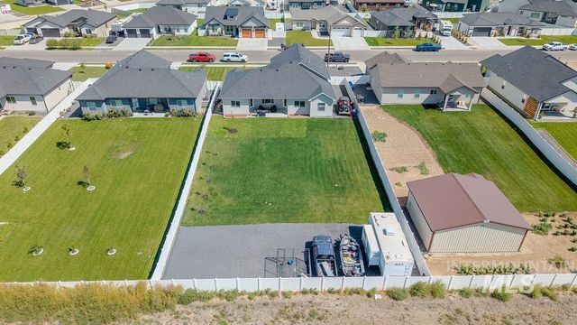 1515 Leslie Dr, Jerome, ID 83338