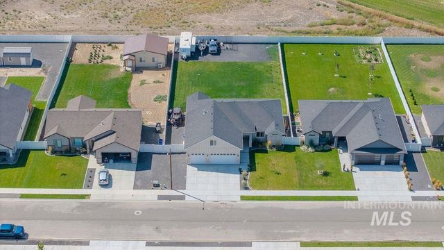 1515 Leslie Dr, Jerome, ID 83338
