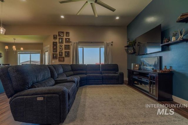 1515 Leslie Dr, Jerome, ID 83338