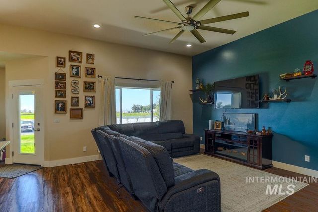 1515 Leslie Dr, Jerome, ID 83338