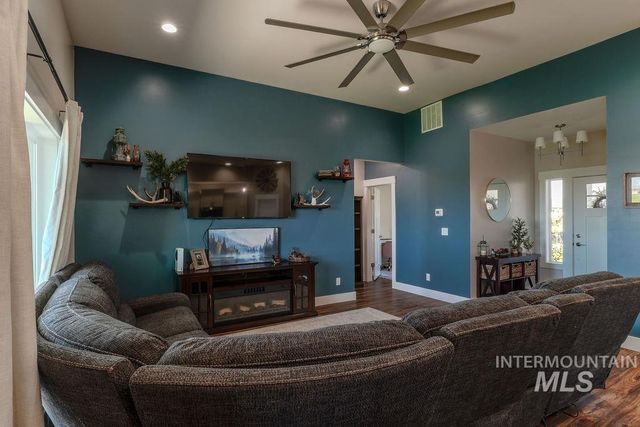 1515 Leslie Dr, Jerome, ID 83338