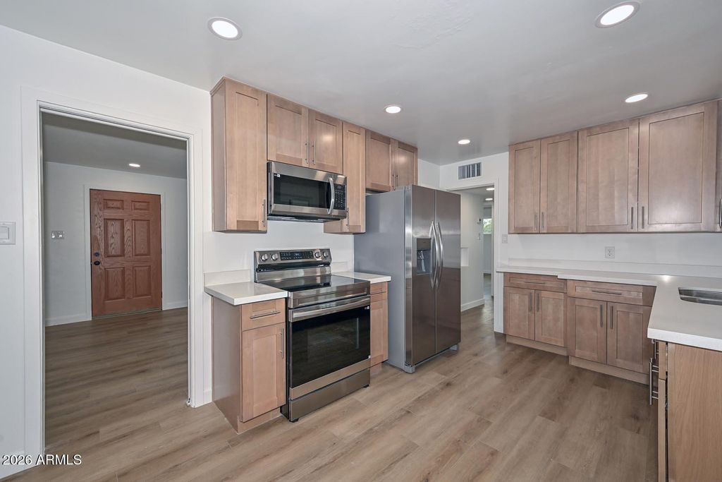 9822 N 4TH Avenue, Phoenix, AZ 85021 — photo 5
