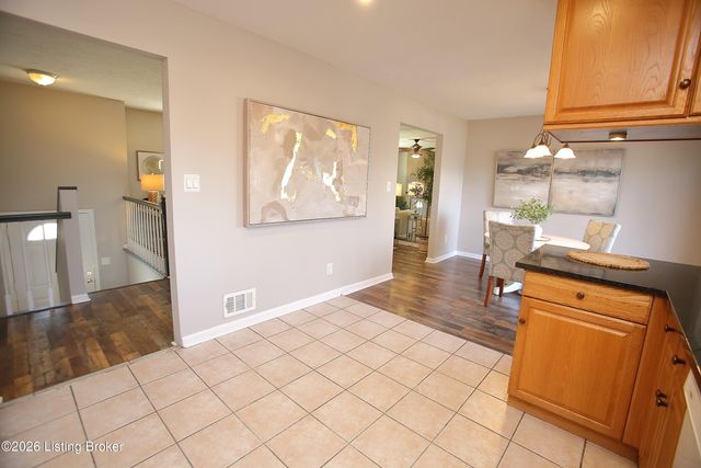 9323 Willowwood Way, Louisville, KY 40299