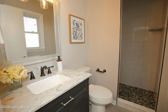 9323 Willowwood Way, Louisville, KY 40299