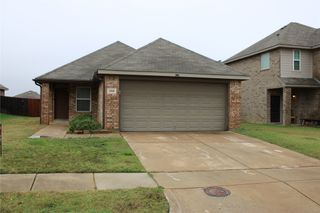 1508 Blue Jay Drive, Ennis, TX 75119