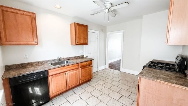 3574 Daleford Road, Shaker Heights, OH 44120