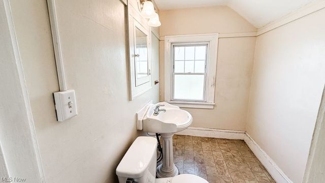 3574 Daleford Road, Shaker Heights, OH 44120