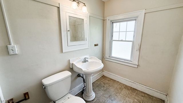 3574 Daleford Road, Shaker Heights, OH 44120