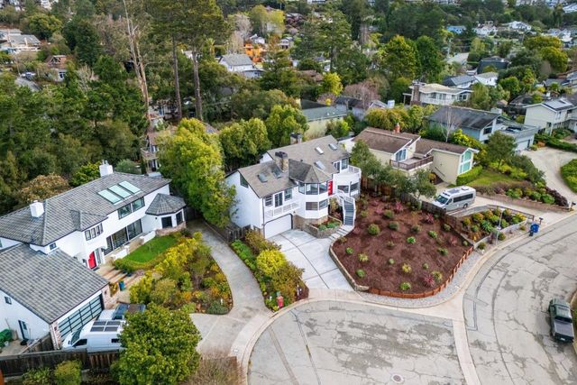 607 Saint Andrews Drive, Aptos, CA 95003