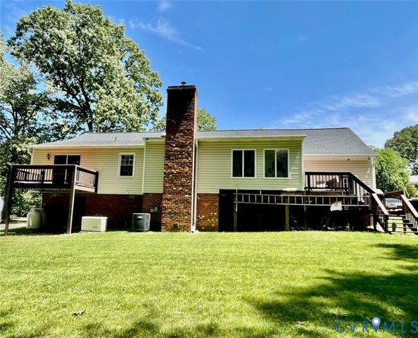10512 Hamlin Dr, Chester, VA 23831