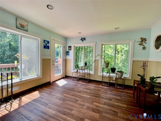 10512 Hamlin Dr, Chester, VA 23831
