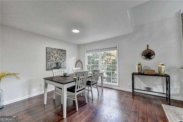 2648 Glenvalley Drive, Decatur, GA 30032