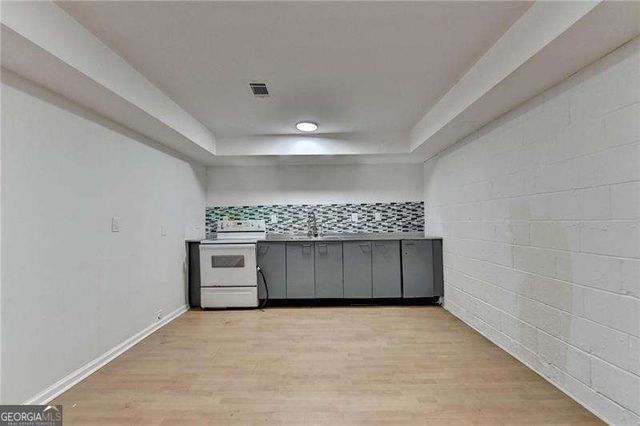 2648 Glenvalley Drive, Decatur, GA 30032