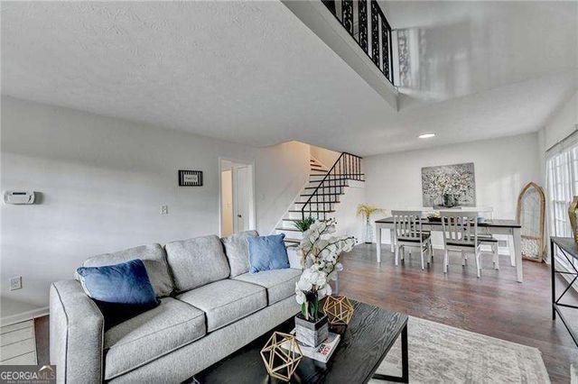 2648 Glenvalley Drive, Decatur, GA 30032