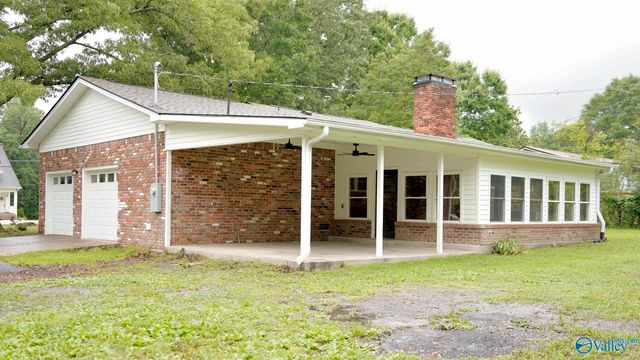1606 Penn Road, Hartselle, AL 35640