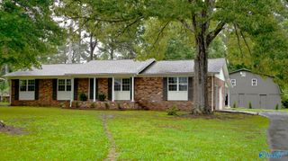 1606 Penn Road, Hartselle, AL 35640