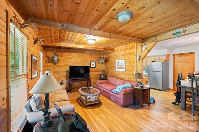1194 Palmer Road, Mill Spring, NC 28756