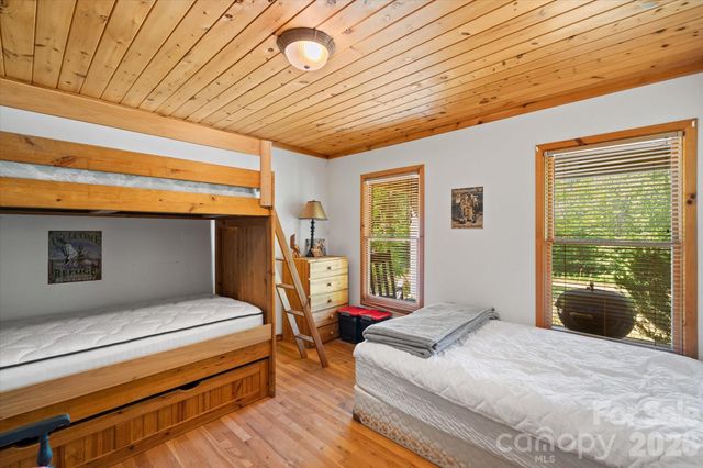 1194 Palmer Road, Mill Spring, NC 28756