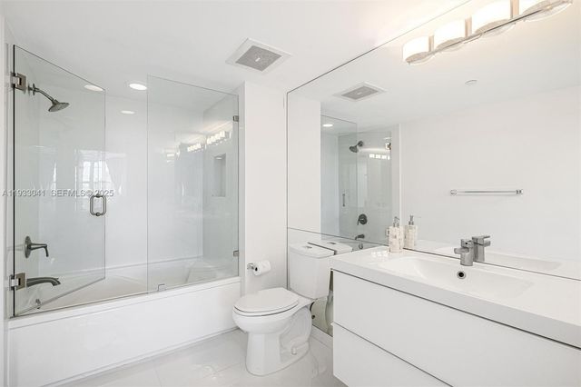 19501 W Country Club Dr 2307, Aventura, FL 33180