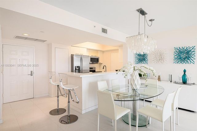 19501 W Country Club Dr 2307, Aventura, FL 33180