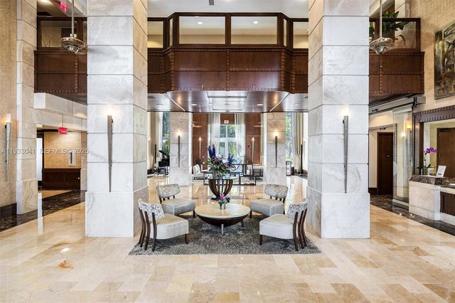 19501 W Country Club Dr 2307, Aventura, FL 33180